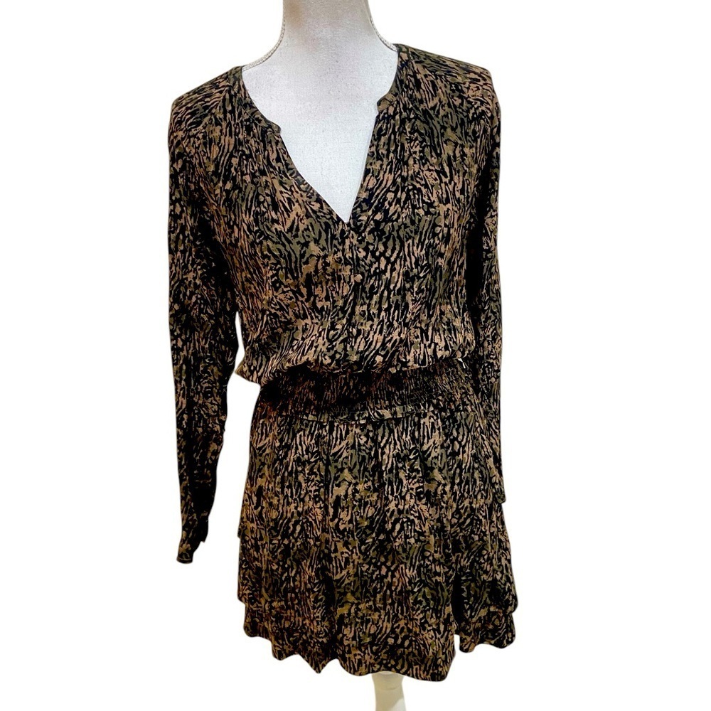 Rails Jasmine Olive Static Printed V Neck Smocked… - image 7